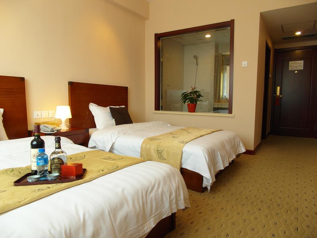 Tianjin Jinma Hotel Værelse billede